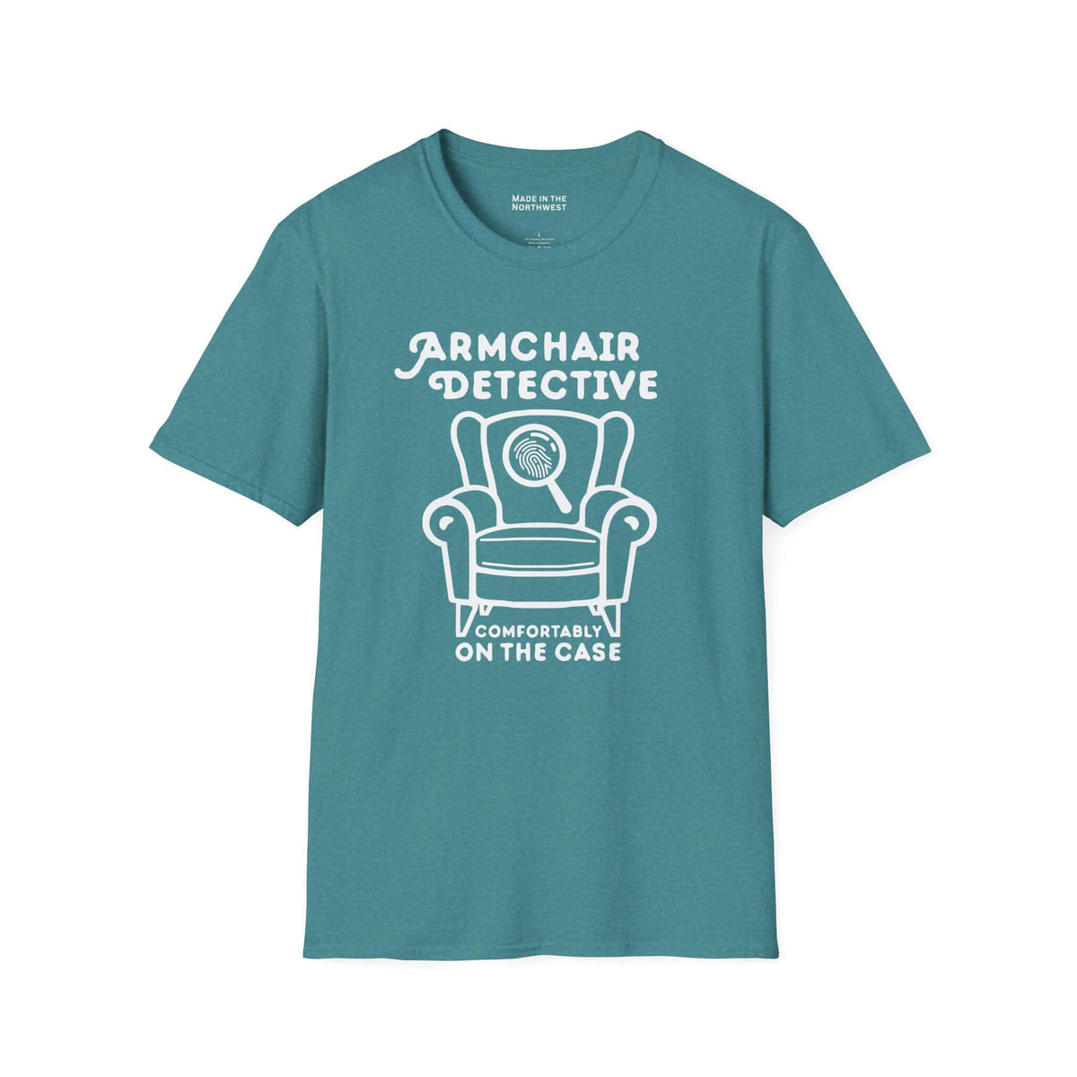 Armchair Detective T Shirt – Cozy True Crime Graphic Tee featuring a hand-drawn armchair and magnifying glass.
