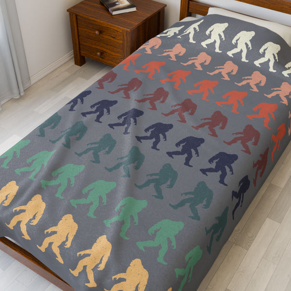 Pride of the Bigfoots Vintage Style Lightweight Cozy Blanket